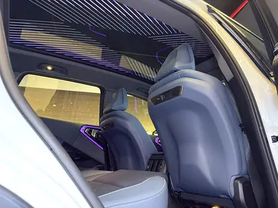 2025 BMW X3 — миниатюра 17