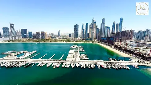 Amazing skyline view | High floor | Many options available