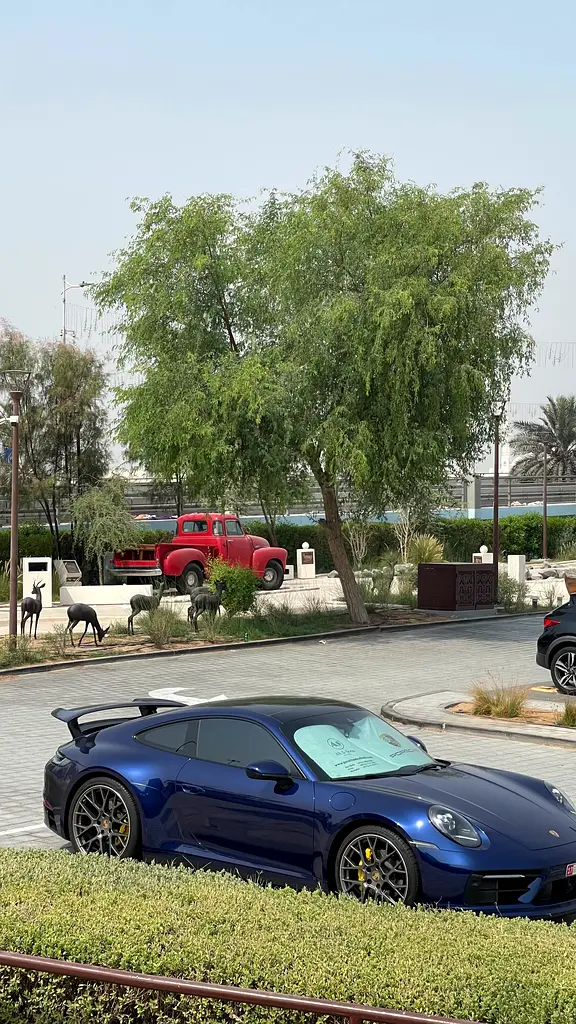 Porsche 911 2024 — photo 1 of 9