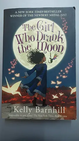 The Girl Who Drank the Moon - Kelly Barnhill - Secondhand book