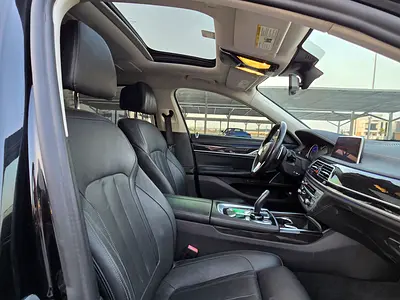 2019 BMW 7-SERIES 照片 12