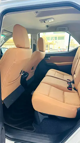 2021 Toyota FORTUNER 照片 12