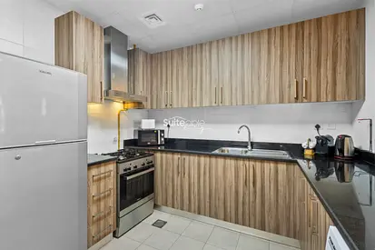 Spacious 1 Bedroom Apartment | Furnished | Downtown