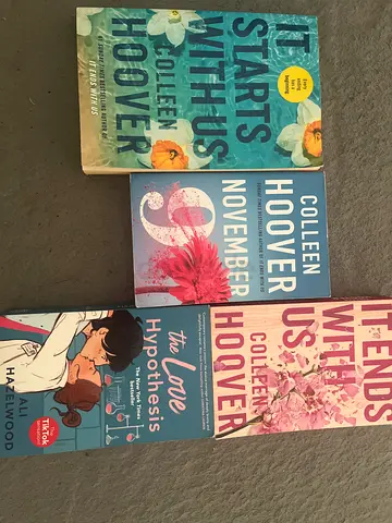 colleen hoover books