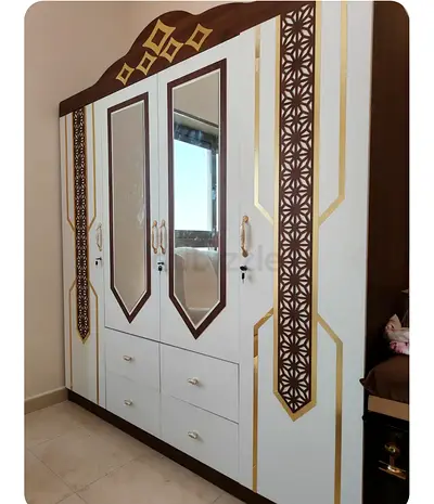 Large Decorative 4-Door Wardrobe with Mirrors and Drawers - Good Condition