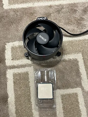 AMD Ryzen 5 1600 CPU with stock Wraith cooler - used for a month