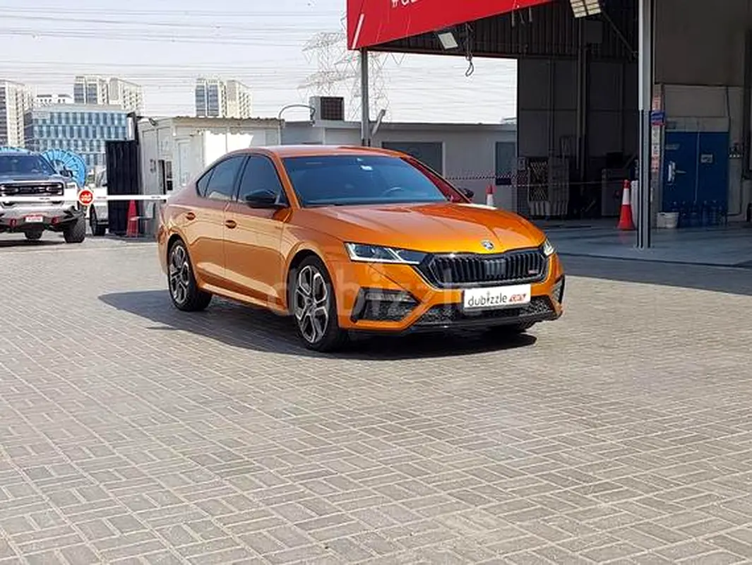 Skoda Octavia 2022 — photo 1 of 12