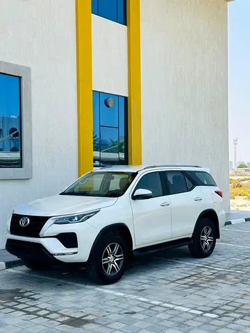 2021 Toyota FORTUNER 照片 5