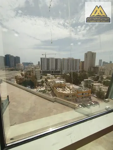 شقة للبيع أورينت تاور غرفتين وصالة 3 حمام مطبخ مغلق بلكونة الدور الرابع سعر 650 ألف مقدم 450 ألف والمتبقي أقساط 30 شهر.