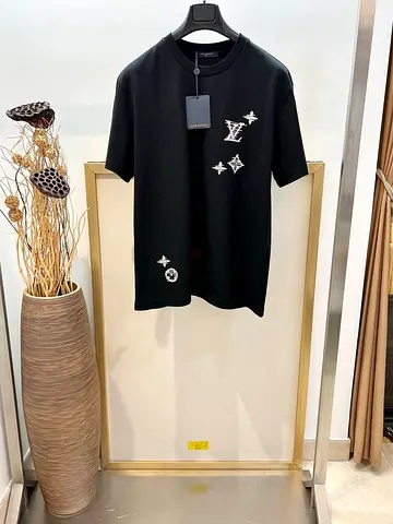Louis Vuitton Mens T-shirt