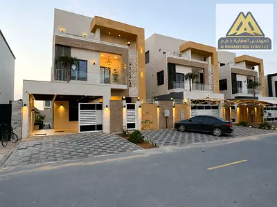 Royal residence with private pool and maid's room – luxurious 5-bedroom villa