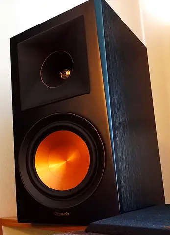Klipsch RP-600m Speakers (Like New)
