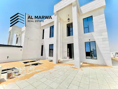 Lavish brand new luxury villa huge size 5bhk amazing layout