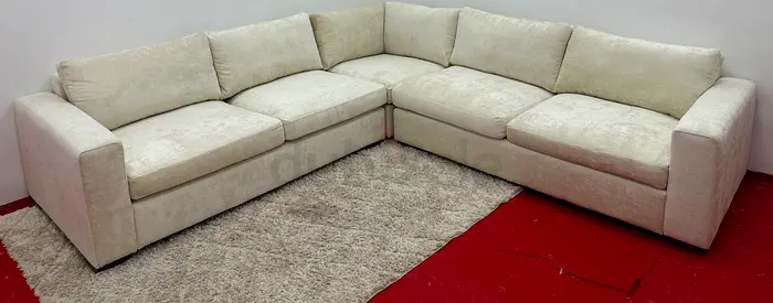 Like new condition pottery barn sofa
