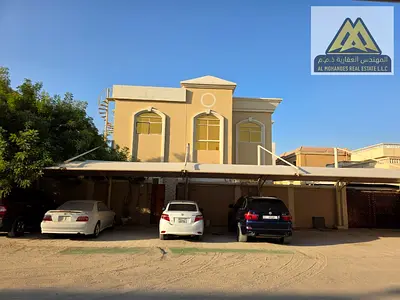 10 غرف نوم مجلس صالة واسعة حوش خاص