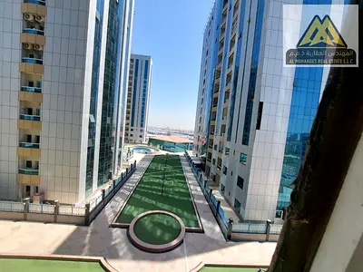 فرصة استثمارية وسكنية استثنائية للتملك الحر في إمارة عجمان، حيث نعلن عن طرح شقة متميزة بنظام غرفة وصالة (1BHK) للبيع في أبراج الشرق (Orient Towers) ال