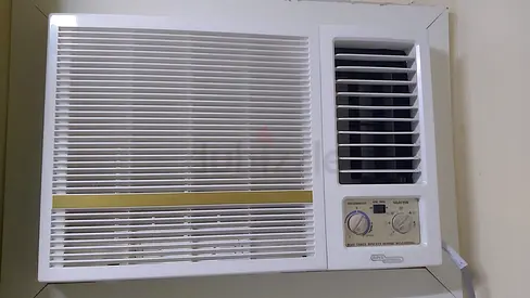Super General Window Air Conditioner