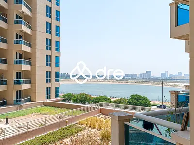 Spacious Studio | Good ROI I Canal View