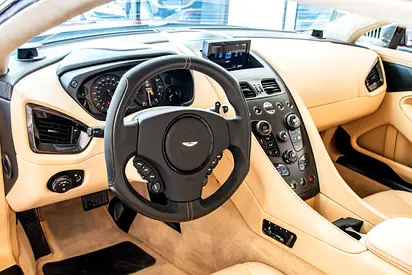 2014 Aston Martin VANQUISH — фото 10