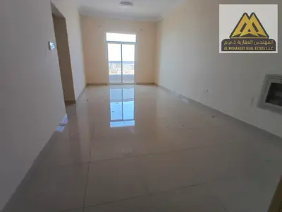 A great rental opportunity in a prime and active location. A spacious apartment with a practical layout, featuring an open-view balcony, built-in ward