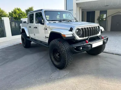 Jeep Gladiator Sport 2023 | 3.6L V6 | Low Mileage
