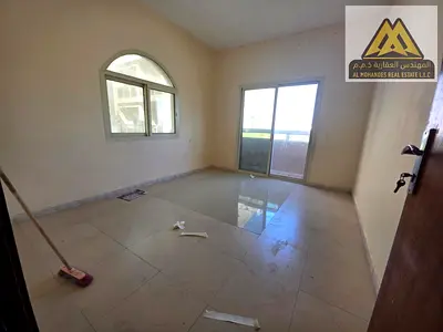 Excellent location | Excellent price | Vibrant area | Close to all amenities | Regular maintenance included | Open view