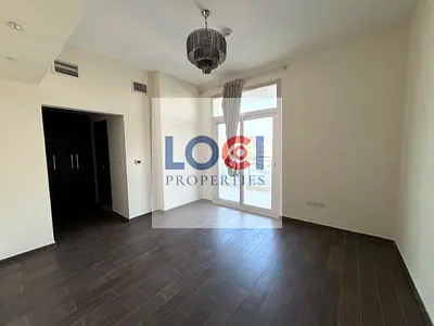 ** READY TO MOVE | CHILLER FREE | CLOSE TO METRO