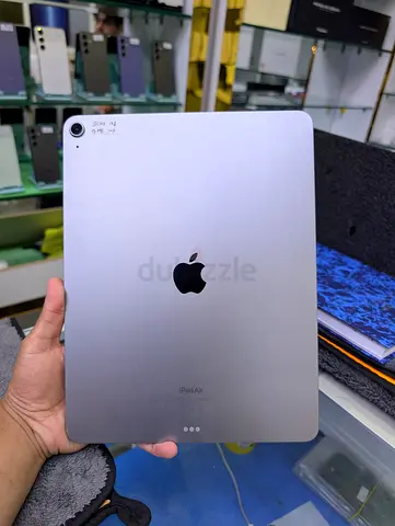 ipad Air 13-inch (M2) 92% wifi