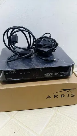 Arris HEVC 4K Ultra HD Cable TV Box with Power Adapter
