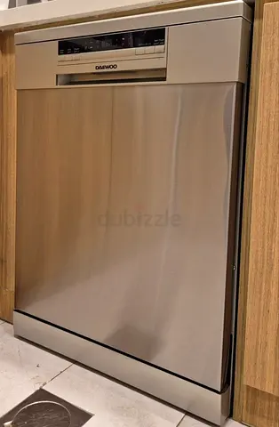 Original AED 1,700: Daewoo stainless steel built-in dishwasher - good condition
