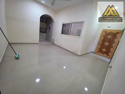 Un studio de taille convenable et bénéficiant d'un emplacement très atypique, idéal pour les personnes recherchant un logement pratique à un prix écon