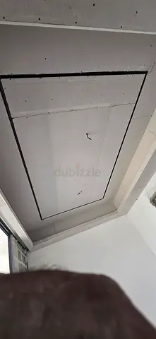 Gypsum board carpenter