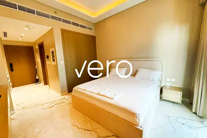 Upgraded Unit | Spacious | Ready To Move