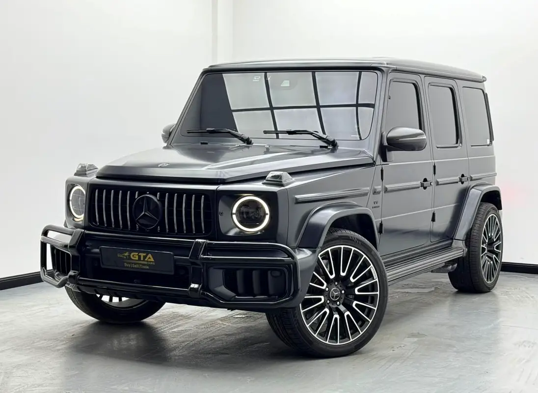 Mercedes-Benz G-Class 2019 — photo 1 of 17