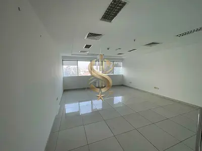 Expansive Square Layout | Chiller Free