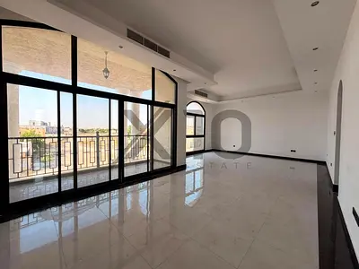 Ready to move-in | Motivated Landlord | Service block