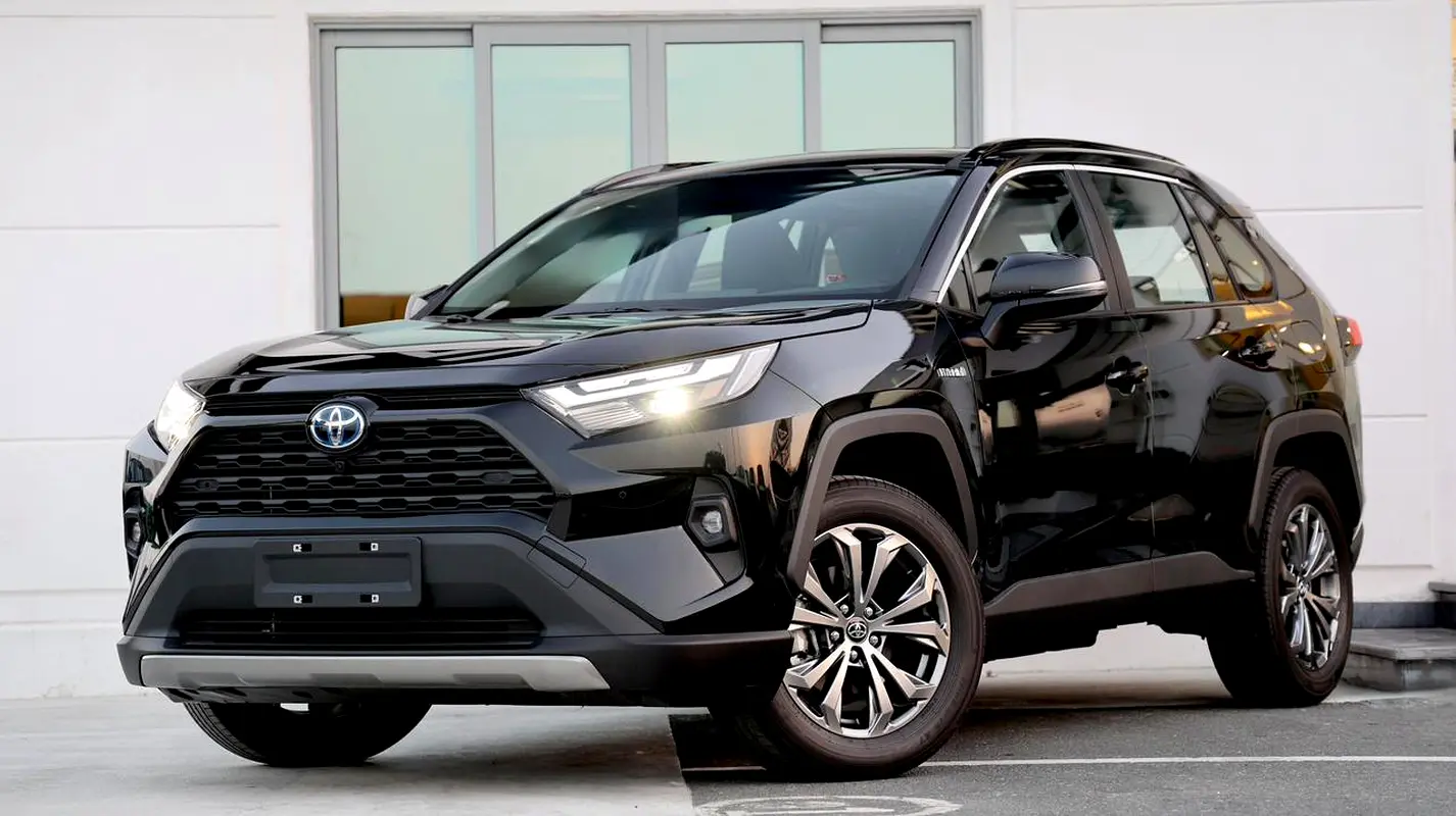 Toyota Rav 4 2024 — photo 1 of 15