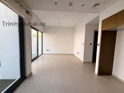 Prime Unit | Close to Amenities | Ready to Move