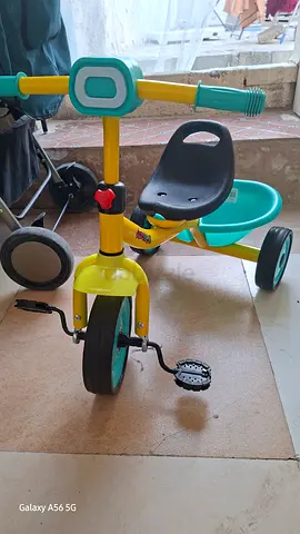 Kids bicycle 3 tyres Brand new with music for babies