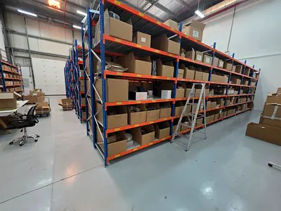 Industrial Warehouse Long Span Racking Shelving System with Bins - As good as new