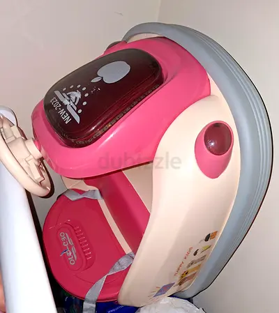 Baby Ride-On car Seat — Pink, Good Condition new