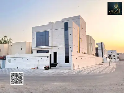 Villa for sale, corner of two streets, two floors and a roof with large monsters at a special price