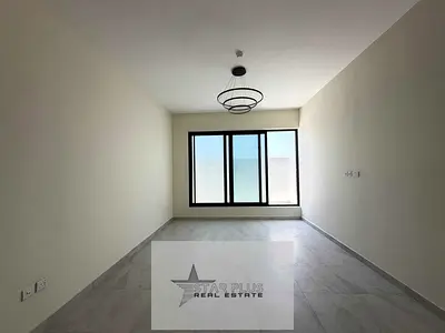 VERY SPACIOUS 1 BEDROOM APARTMENT AT THE MAIN LOCATION READY TO MOVE.