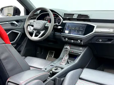 2022 AUDI RS Q3 照片 12