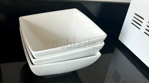 Set of 3 White Ceramic Serving Bowls - Square Design