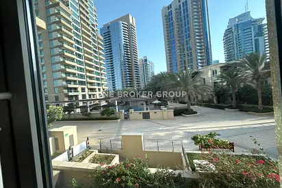 Spacious 3BR | Pool View | Vacant