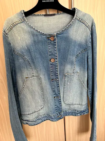 Light blue denim jacket - casual womens size (good used condition)