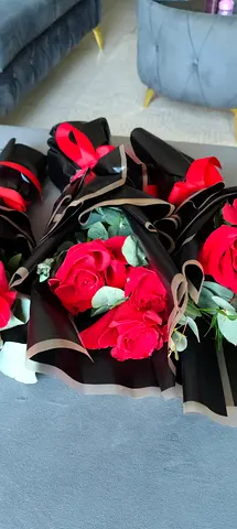 Fresh Red Rose Bouquets with Black Wrapping