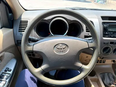 2009 Toyota FORTUNER — фото 11