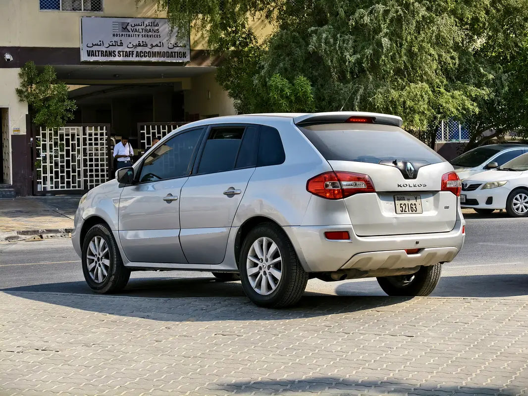 Renault Koleos 2015 — photo 1 of 4